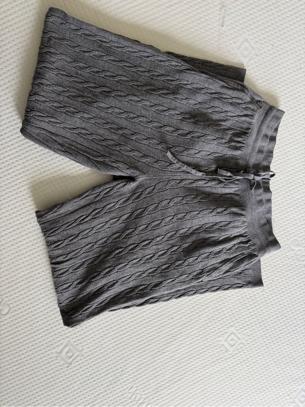 Uniqlo Ribbed Knit Cable Pants - Picture 8 of 9